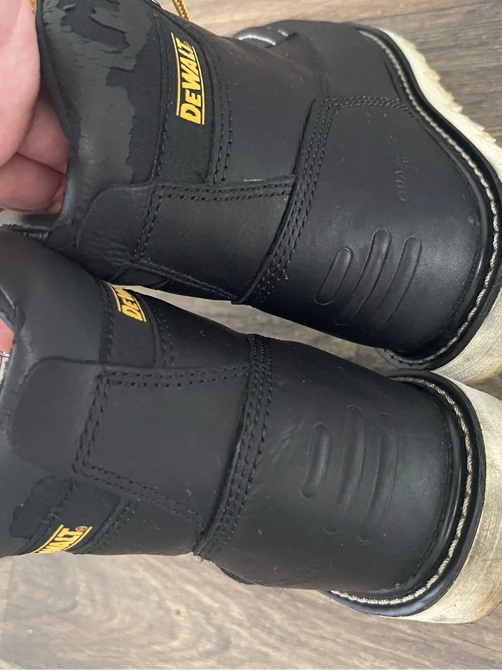 DEWALT Safety work boots